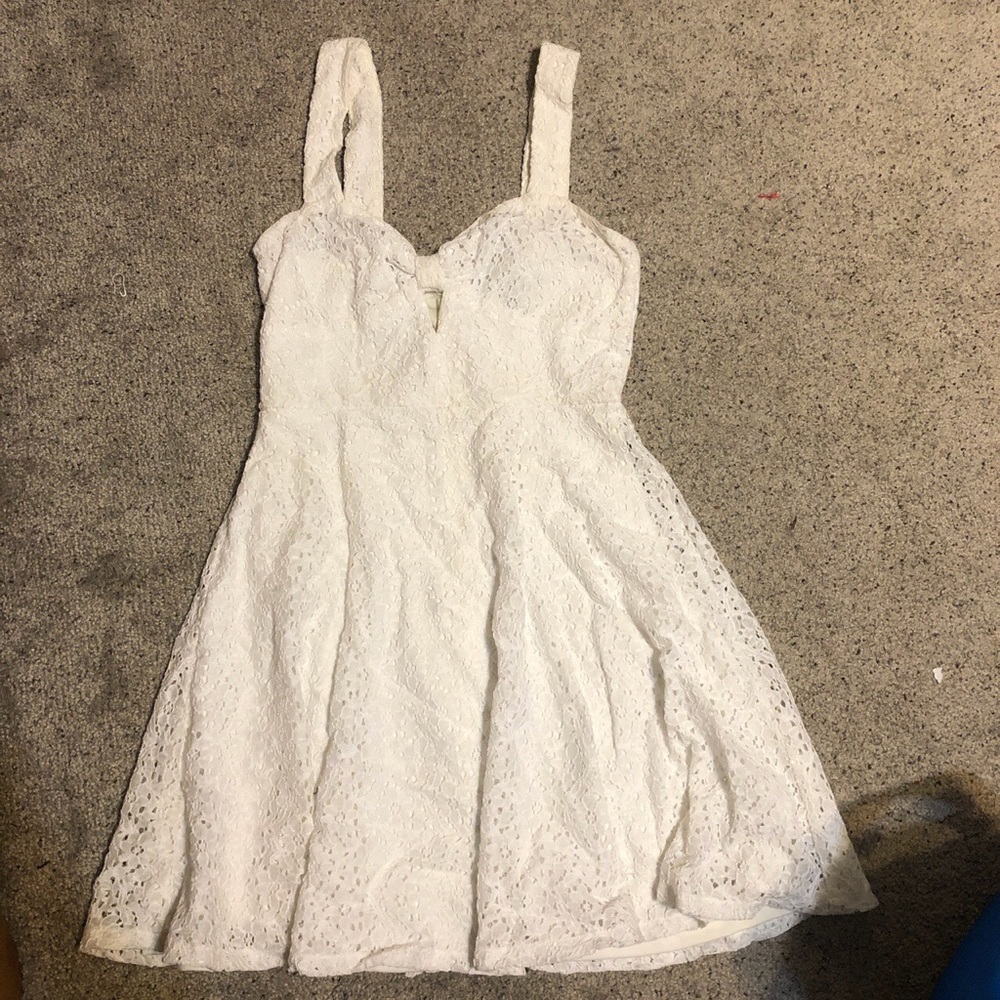 White lace dress